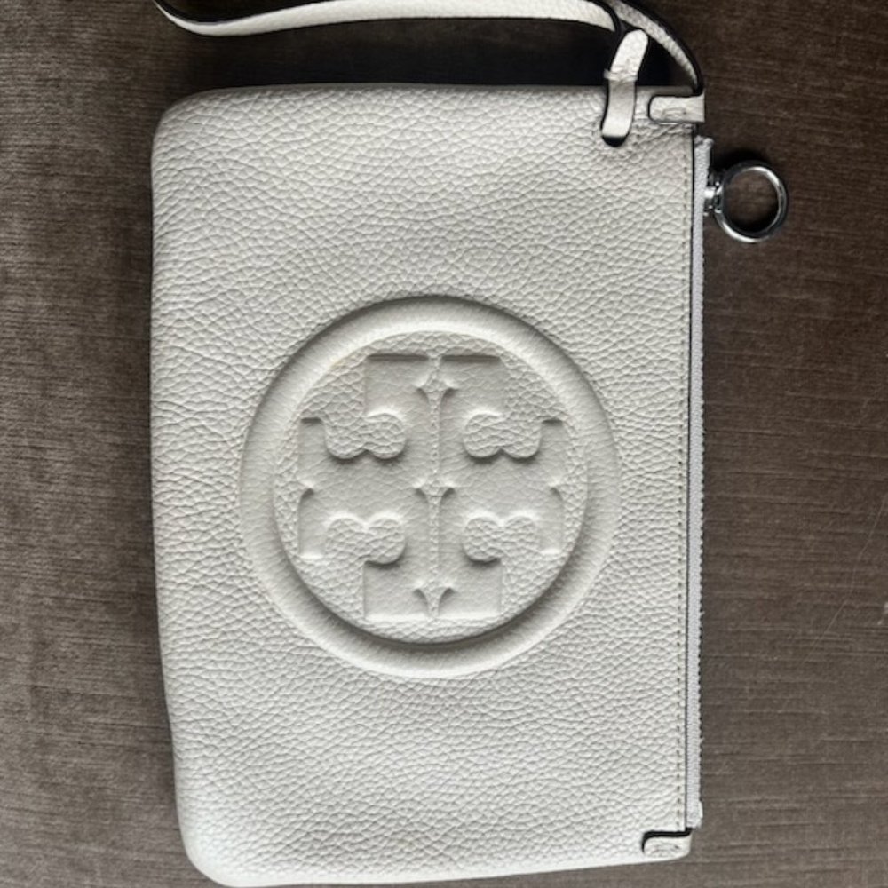 Tory Burch Wristlet